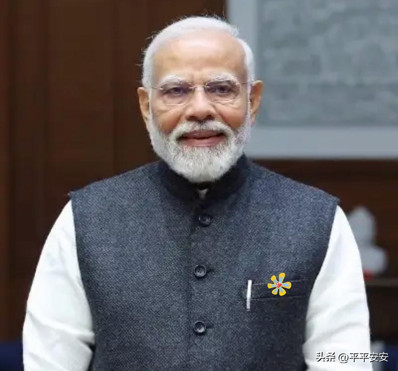 印度总理莫迪今天发文说：“我与阿联酋总统、我的兄弟穆罕默德·扎耶德通了电话。
