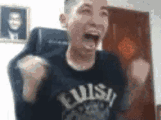 问一下上海还有公司招人吗！美术相关类似角色设计原画这种 ​​​