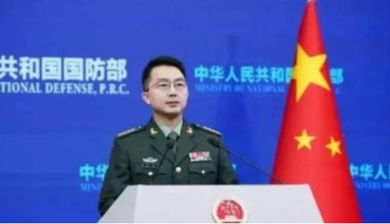 就在特朗普批准出售武器装备给台湾后，中国首次以“武力”威慑美国，中国公开表态：解