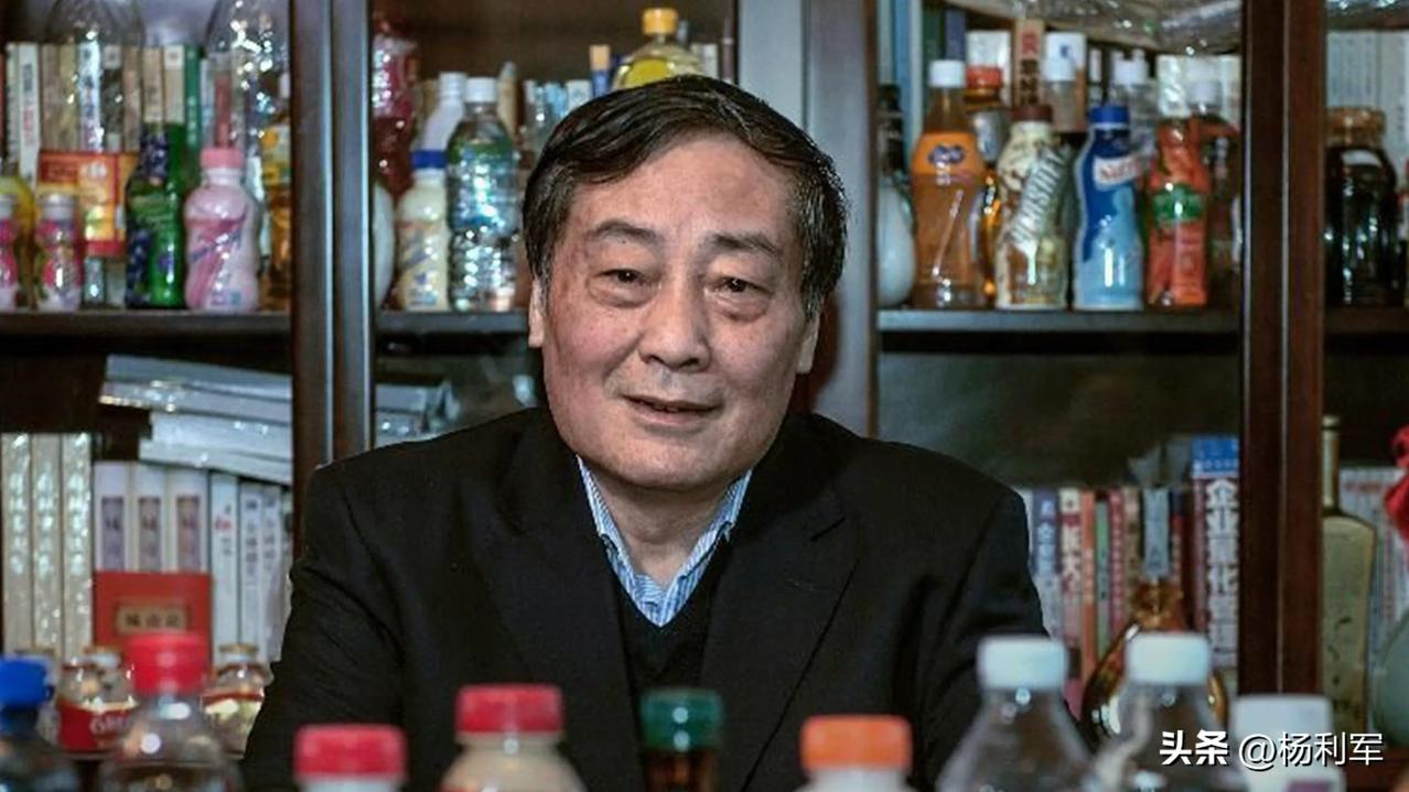事已至此，翻了翻旧账，发现我挺对不起娃哈哈的，这些年来，车上一直都是成箱成箱的农
