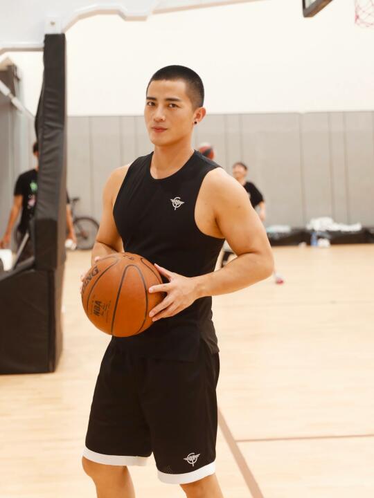 什么是青春，就是当《直到世界尽头》在耳边响