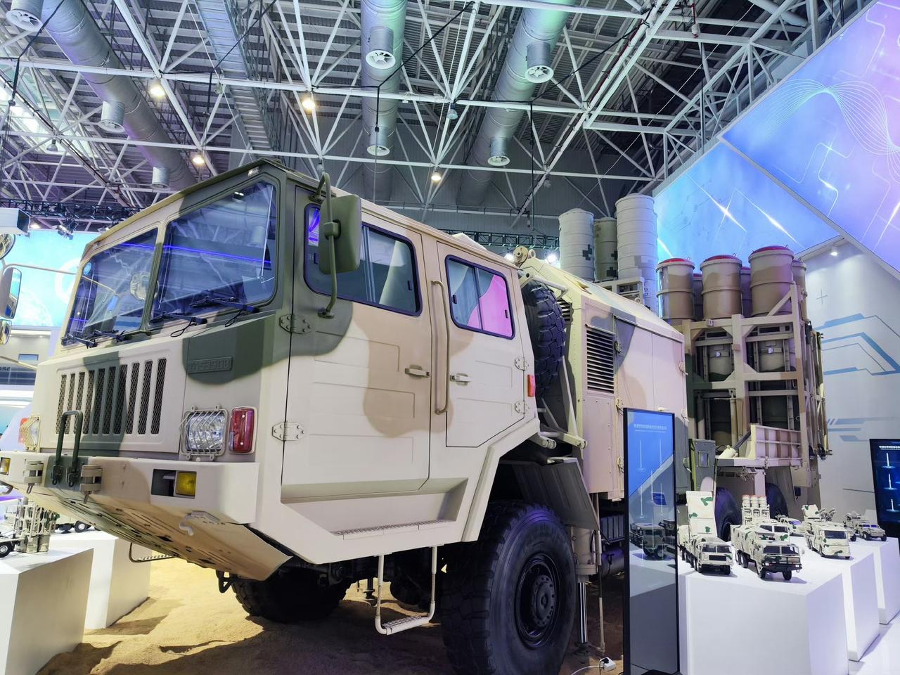 如果波斯的无人机和导弹继续攻击沙特利雅得，那么巴基斯坦是有可能会参战，因为巴基斯