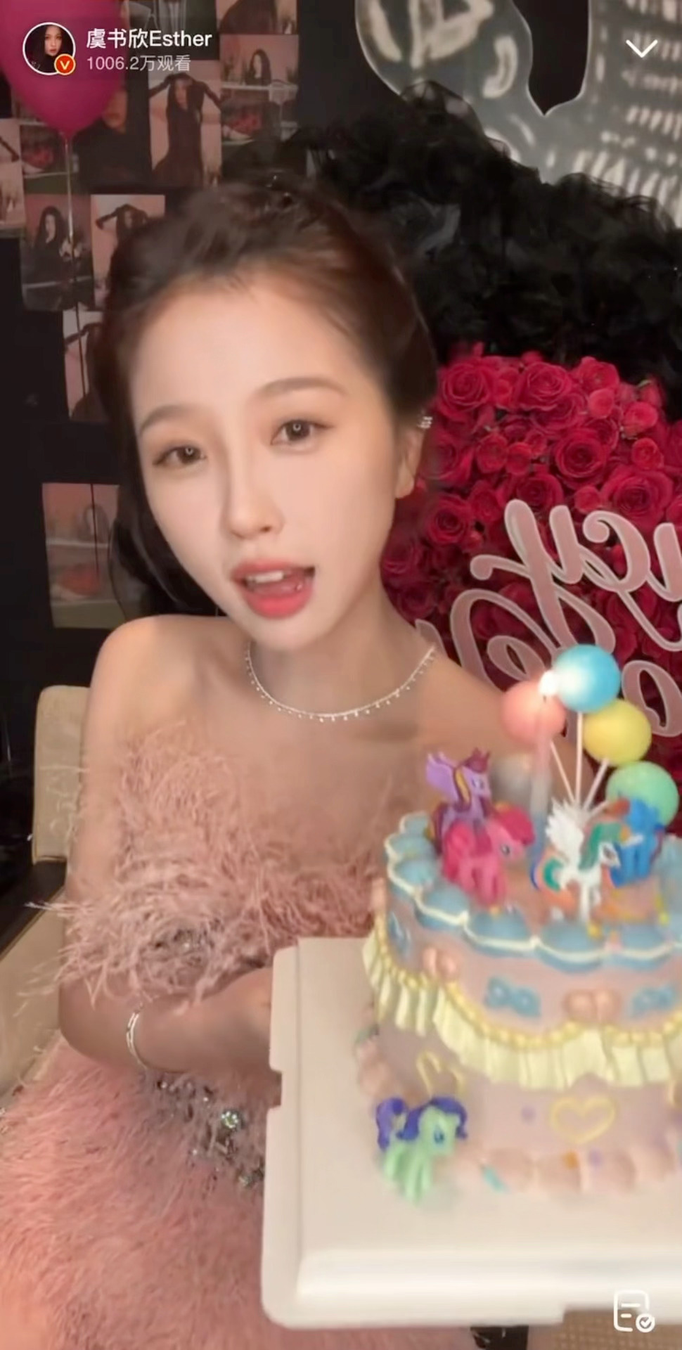 笑鼠舒心十年如一日地在做小石榴年龄普查。。萌得嘞 虞书欣签售会