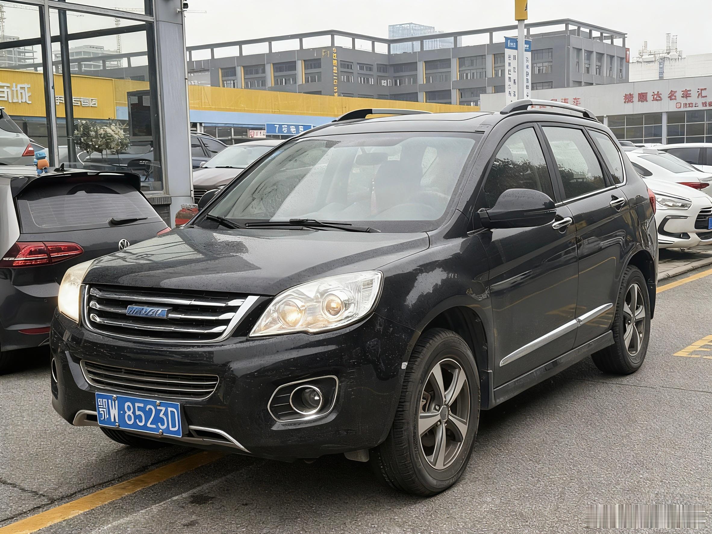 置换回来一台福利车 价格超级便宜  17年上牌1.5T自动精英版哈弗H6 6.7