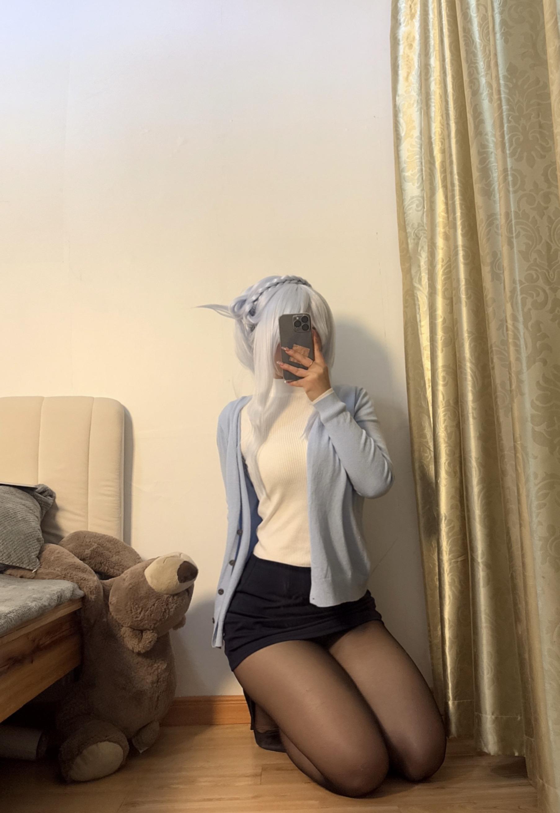 男人啊 总是希望女人既是妈妈又是妹妹 既是恋人又得诱人 如果是我的话 都能做到哦