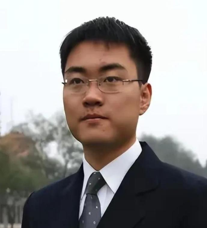 中国的两位顶级科学家，AI芯片方向的精英人才，将为美国效力，巧的是，他们同为清华