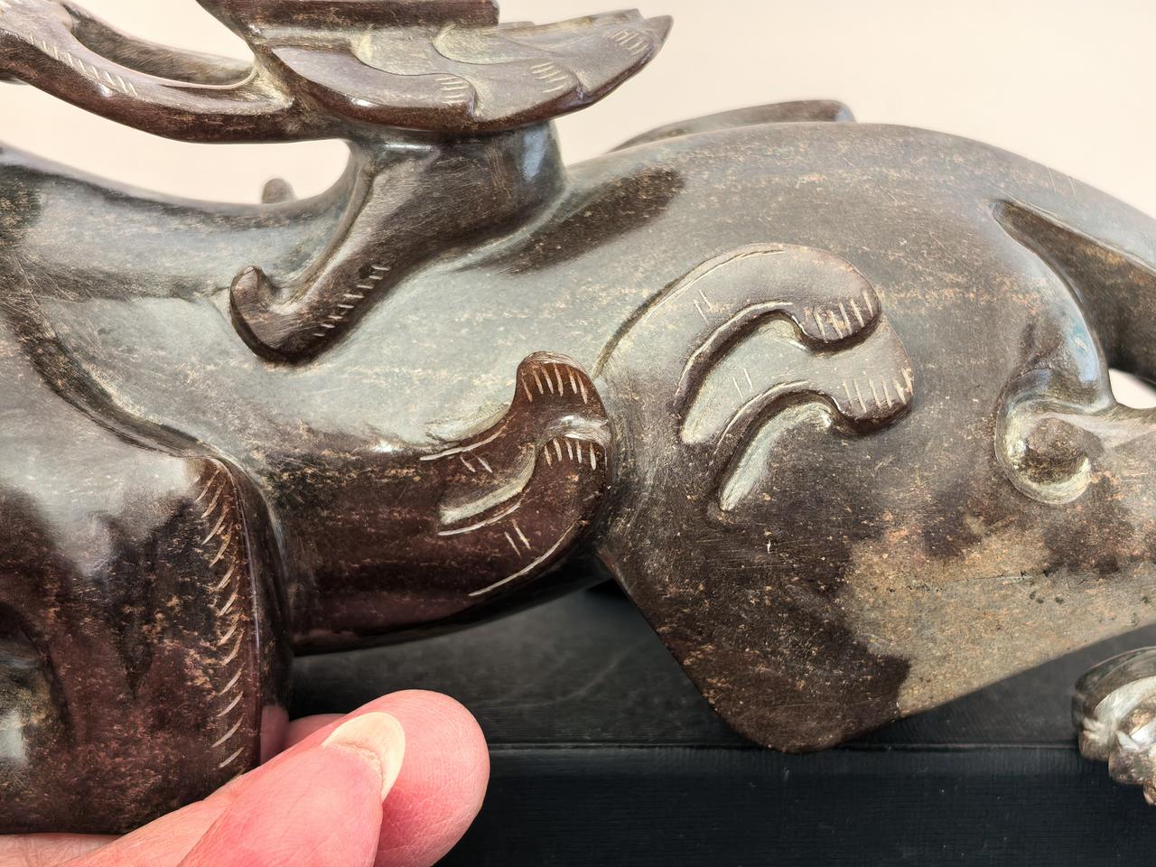 分享古物这些都是中国八千年文化历史的实物见证上古玉雕作品。
