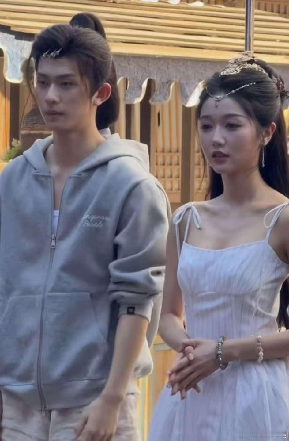 短剧版仙剑三开机造型短剧版仙剑三开机路透短剧版仙剑三开机造型，造型如何，[嘻嘻]