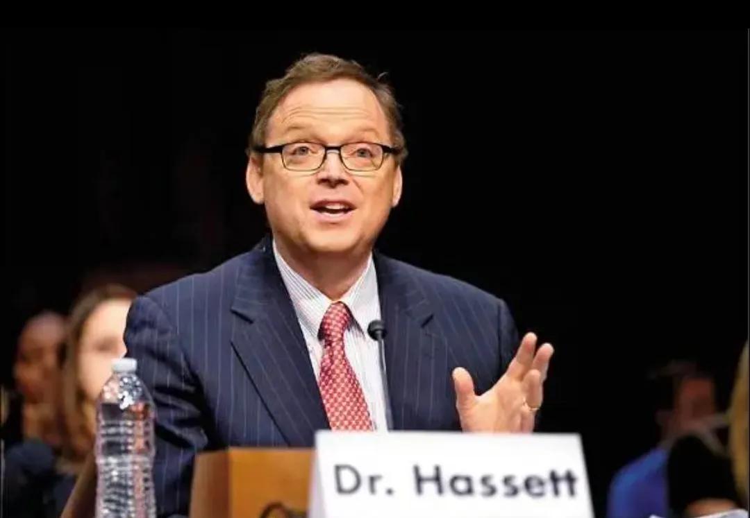 如果给特朗普一次重新提名美联储主席的机会，他一定不会选择鲍威尔。现在机会真的来了