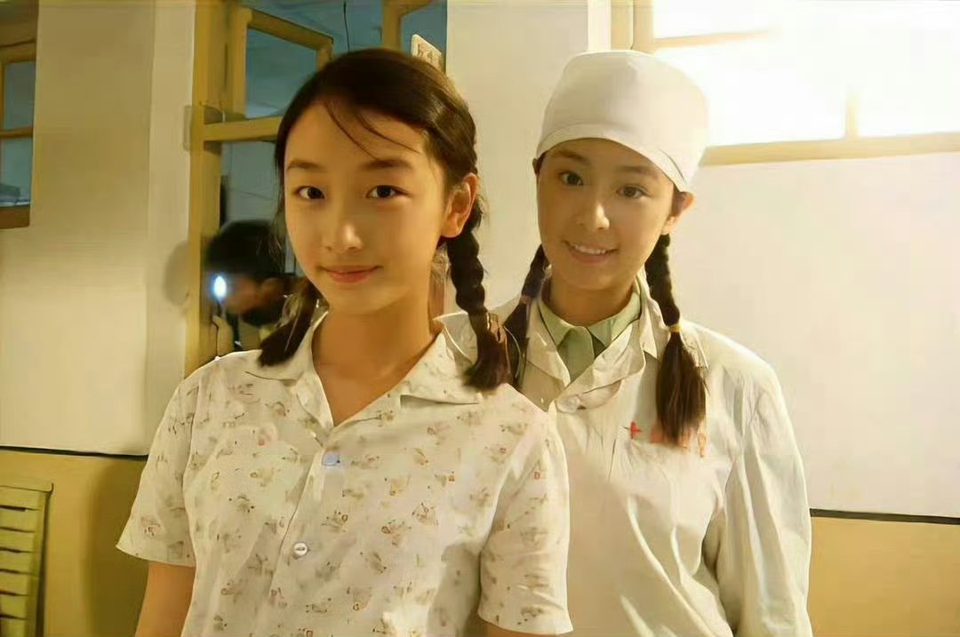 高叶是周冬雨的恋恋不忘~女孩子之间的友谊，我真是一遍一遍嗑！！！ 