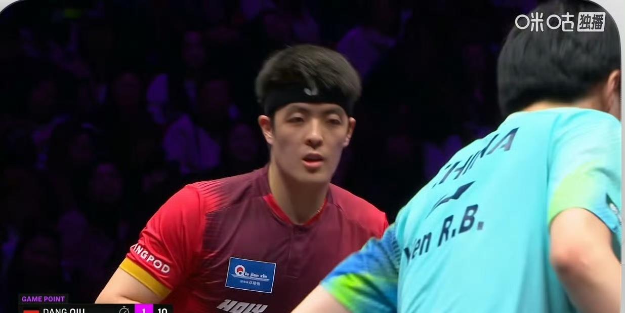 邱党🇩🇪连扳两局！
目前温瑞博🇨🇳3-2领先邱党！
小温千万不要走上一场