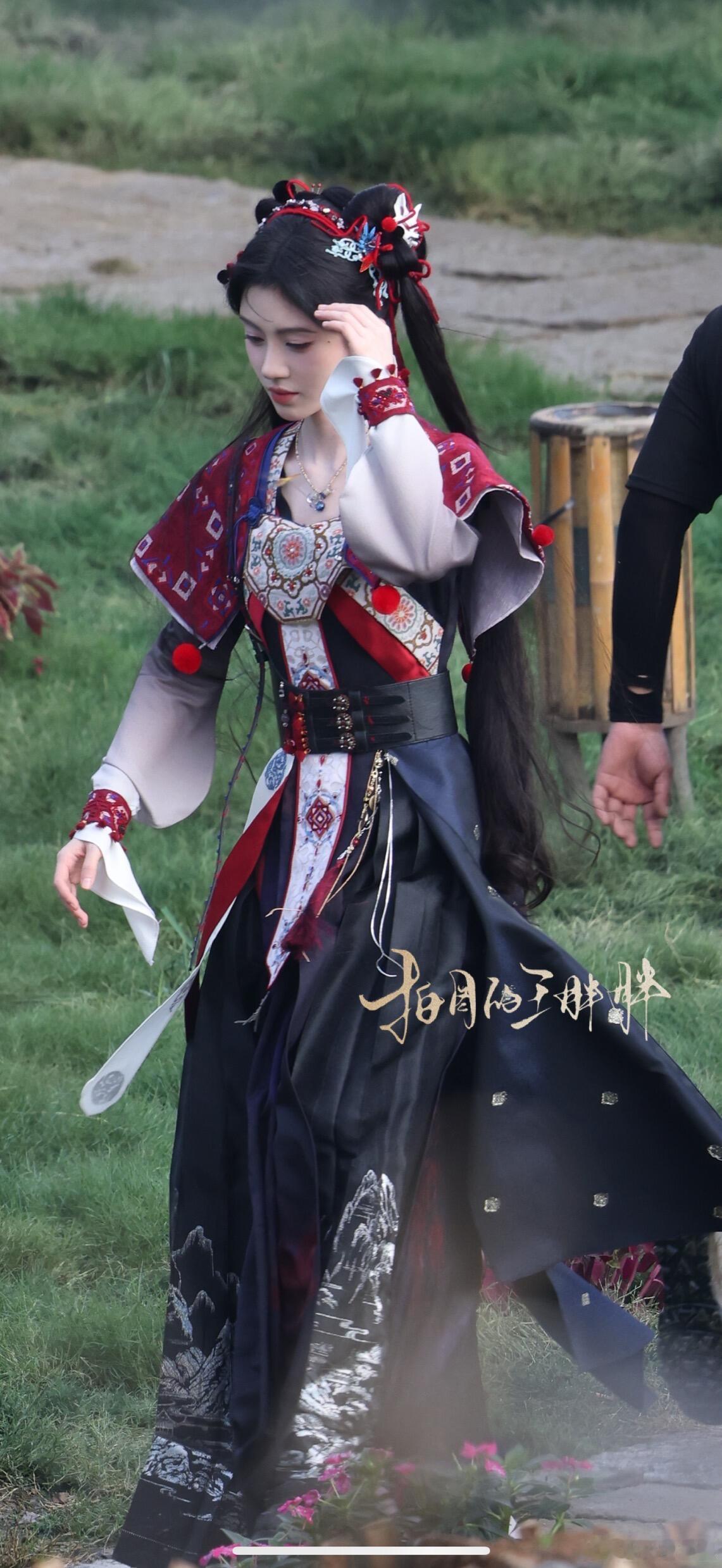 美丽的小阿黛鞠婧祎来战阿黛新皮肤鞠婧祎阿黛又有新皮肤了 ​​​