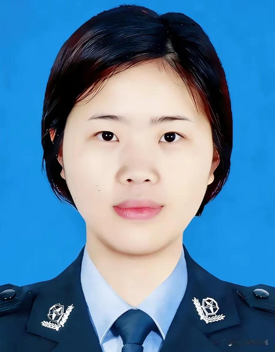 这两天刷新闻看得心里堵得慌，到处是查大老虎的消息。
直到看见四川沐川那个叫罗慧琳