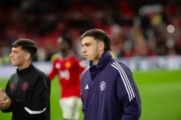 talkSPORT：曼联半价甩卖乌加特，标价2500万英镑据talkSPORT首