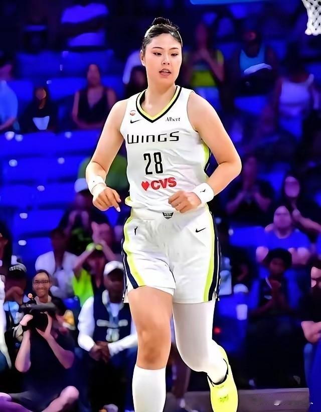 今天上午9点，中国女篮亚运首战就要打响了，对手是泰国女篮，央视CCTV5全程直播