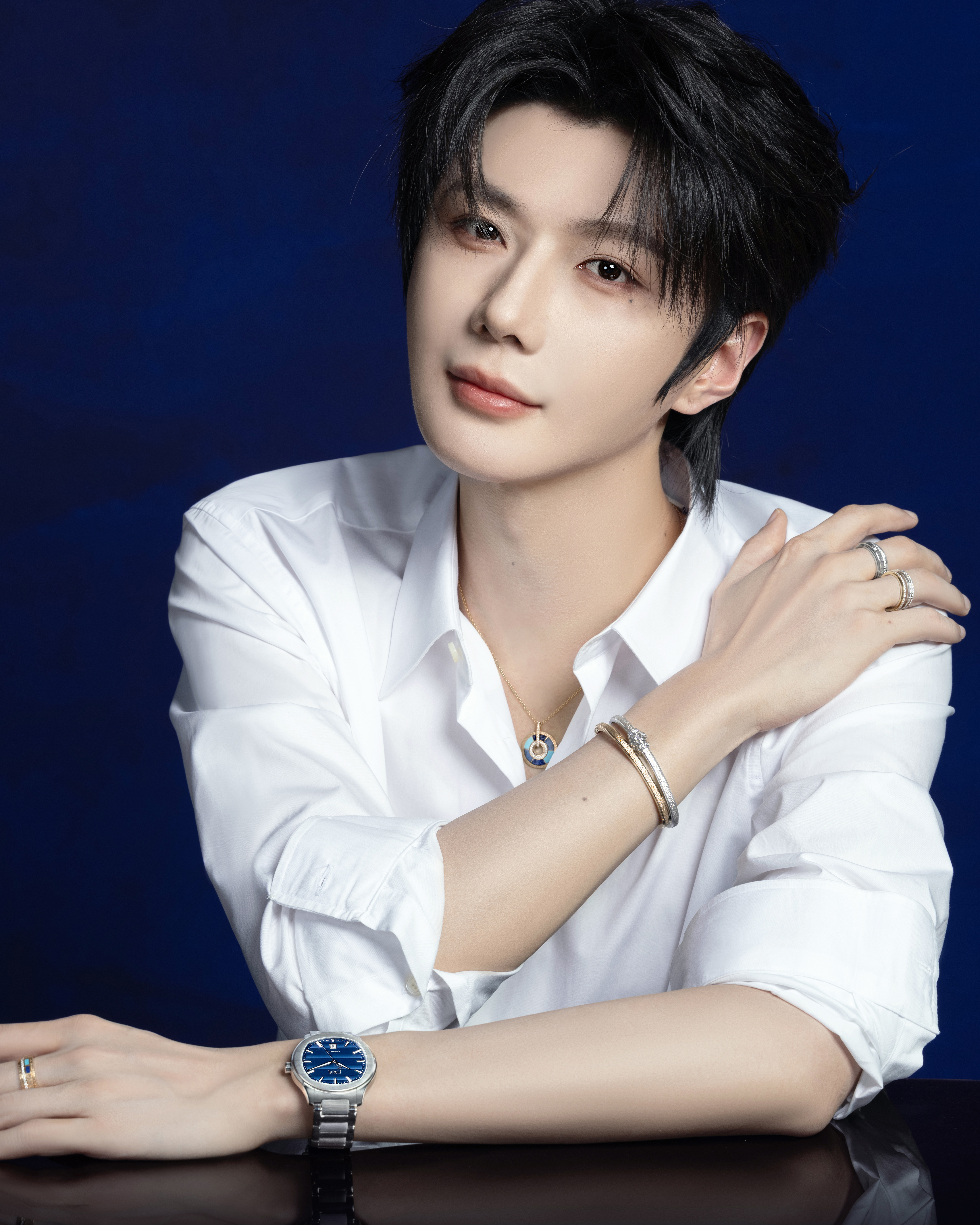 郝熠然 💎郝熠然伯爵品牌挚友 存档一下高清无水印原图画质太大压缩了几张