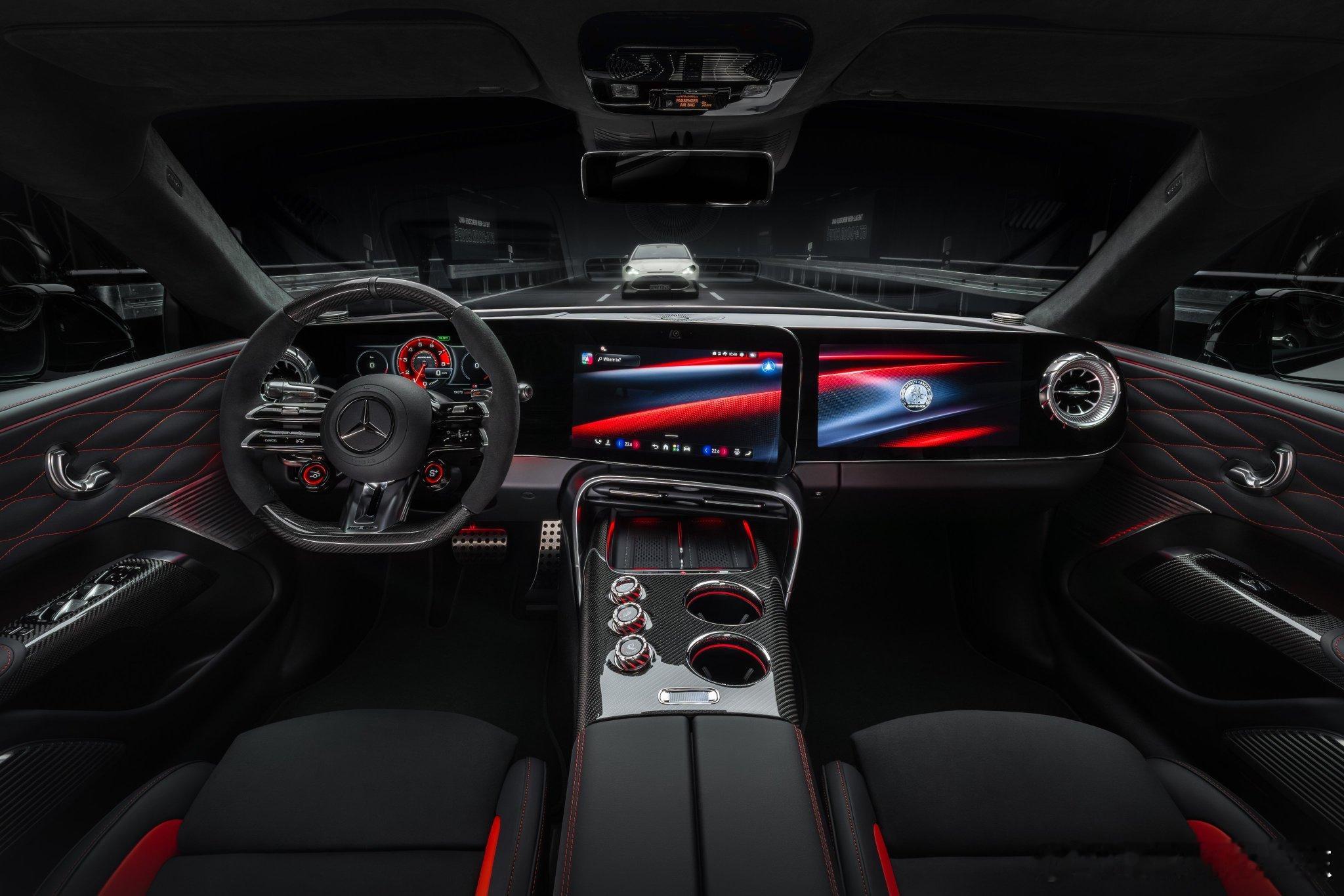 全新奔驰AMG GT四门Coupe，电能不仅带来了1169马力 2000牛·米的