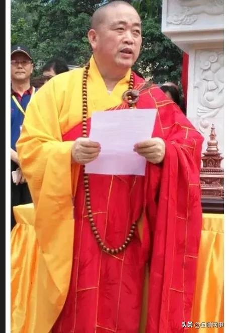 丁老五说一帮明星和傻子追捧释永信，他早该出事了！

          网红丁老