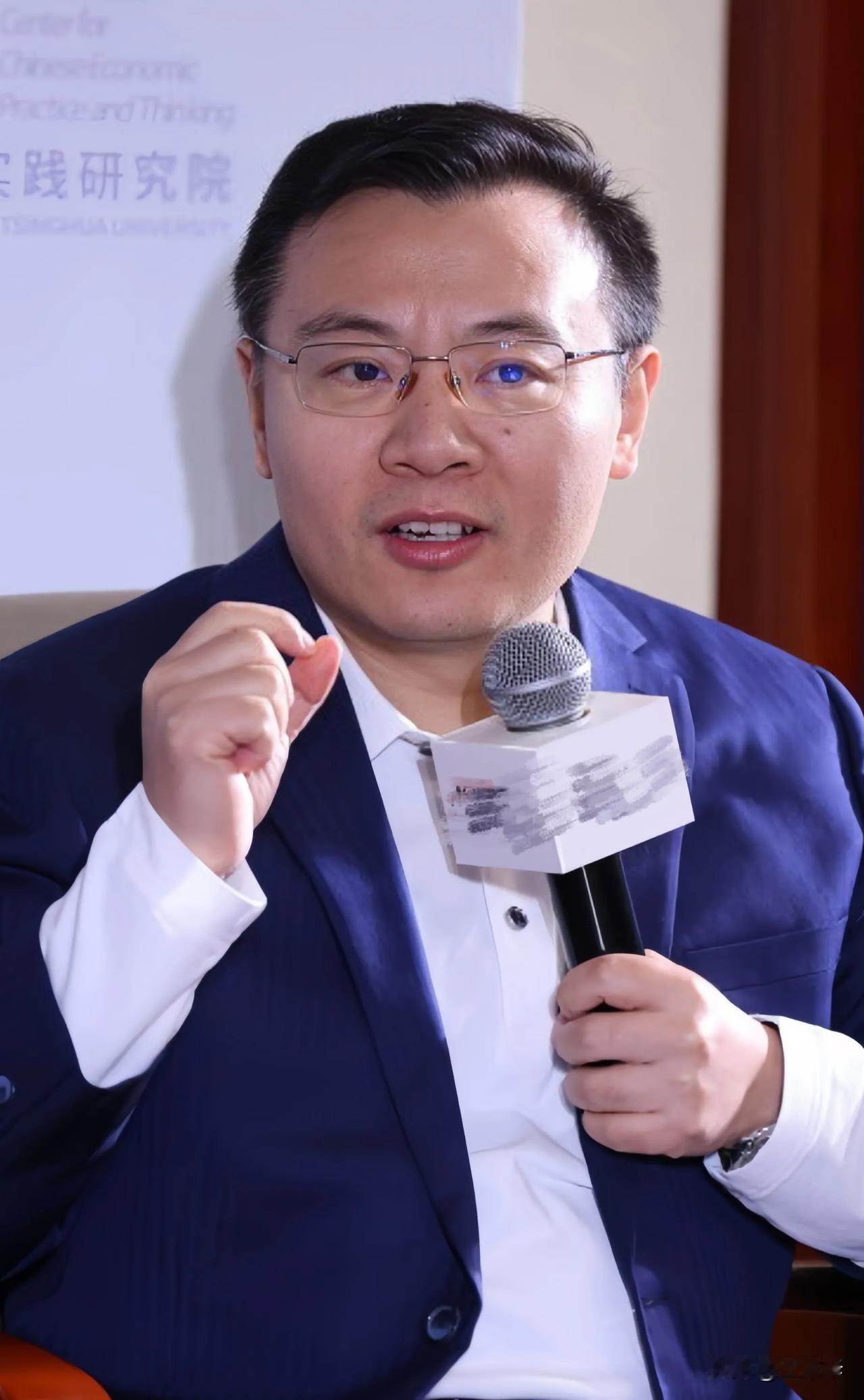 任泽平“涉嫌虚假宣传”被罚款8万，网民言辞犀利，拼夕夕黄老板笑而不语！

据多篇