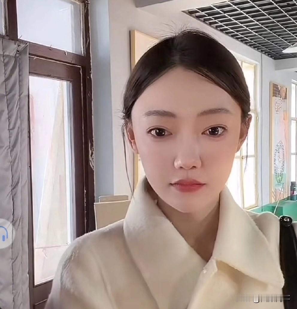 佳希还原白雨报警事件始末。

         总结大意：老狗下午接到派出所电话