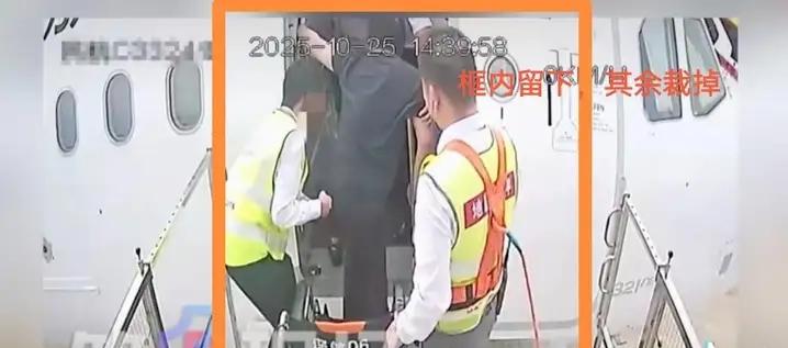 郑智化，祸从口出。

“连滚带爬”四个字的威力太大了，郑智化深圳机场事件，那一点