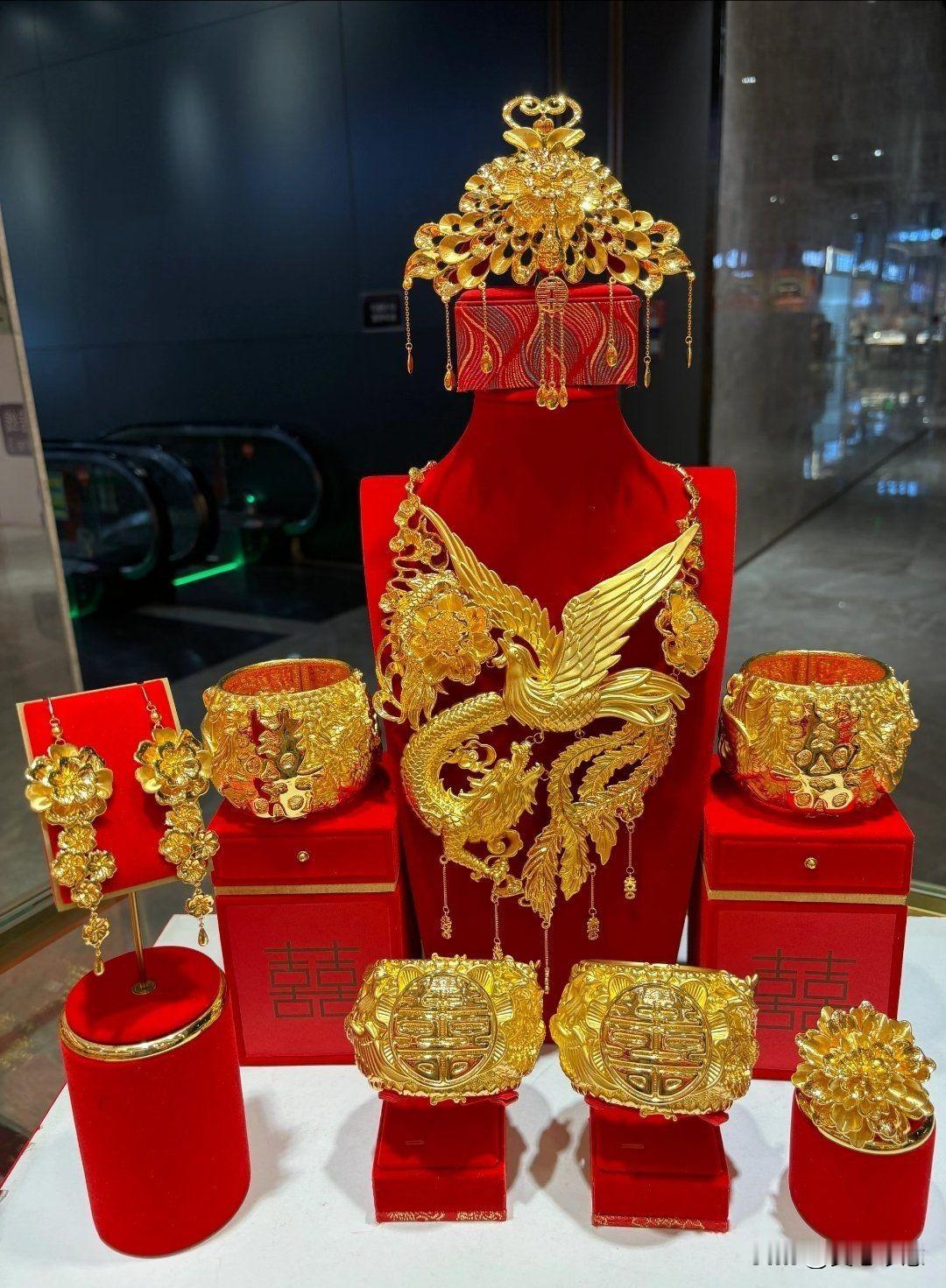 谢友友谬赞，也是误打误撞运气好，有谁能想到金价如此疯狂呢，早知道就买多一点了，感