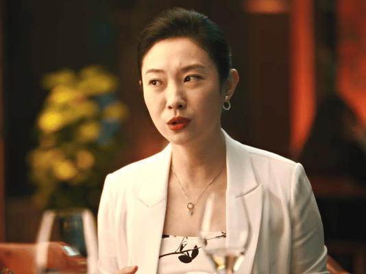 任素汐任素汐新剧一开局就和前同事开撕 谁懂这种气人程度！前同事阴阳怪气的话术，任