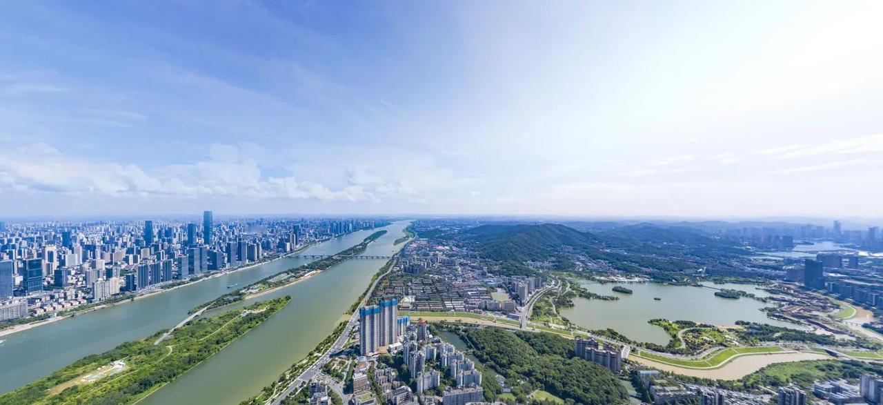长沙会取消限购吗？房价会大涨吗？当年的合肥炒房团会卷土重来吗？长沙的房子会遭疯抢
