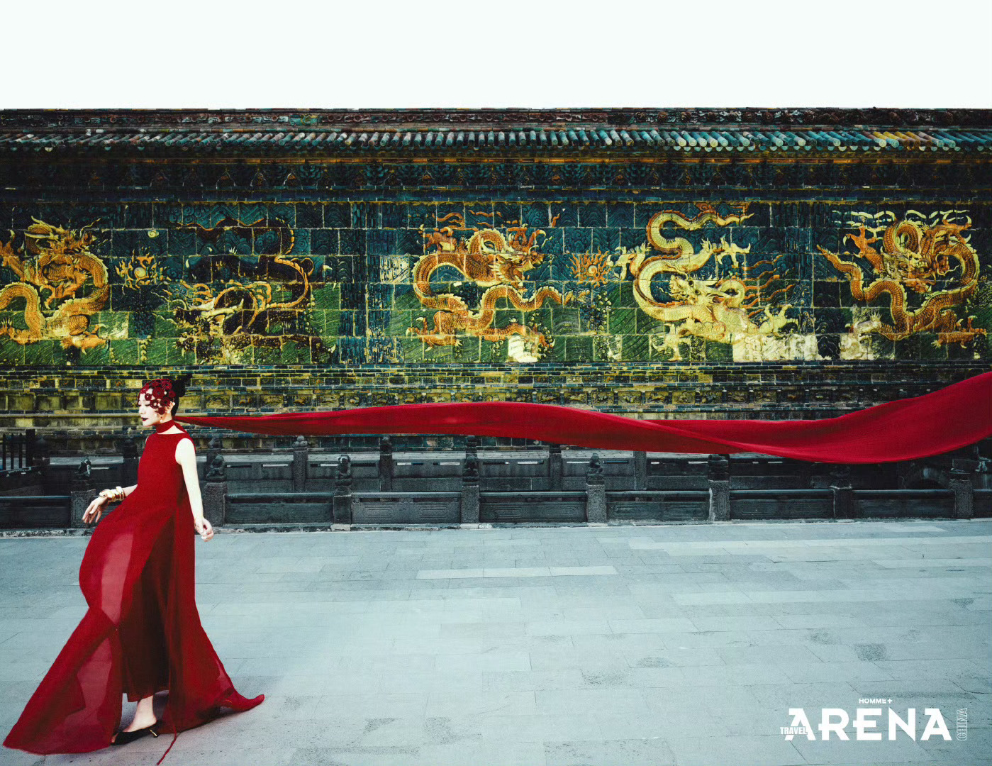 ✨游子归乡，一眼千年，谭晶以《ARENATravel》封面人物身份回到魂牵梦绕的