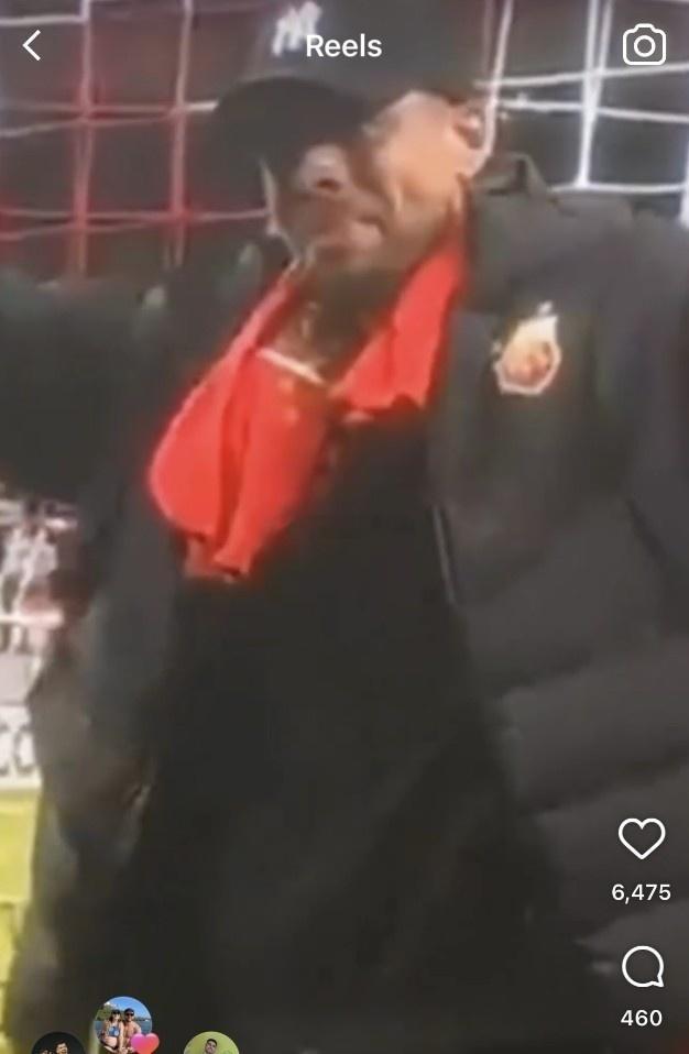 古斯塔沃告别上海海港古斯塔沃的社媒页面里，一张张代表上海海港征战的画面定格了两年