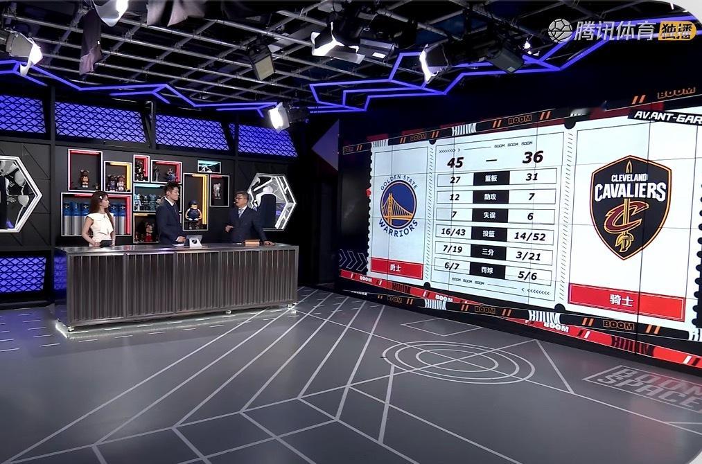 半场比赛结束，勇士45-36领先骑士9分就这么水灵灵的反超了骑士三分球21中3，