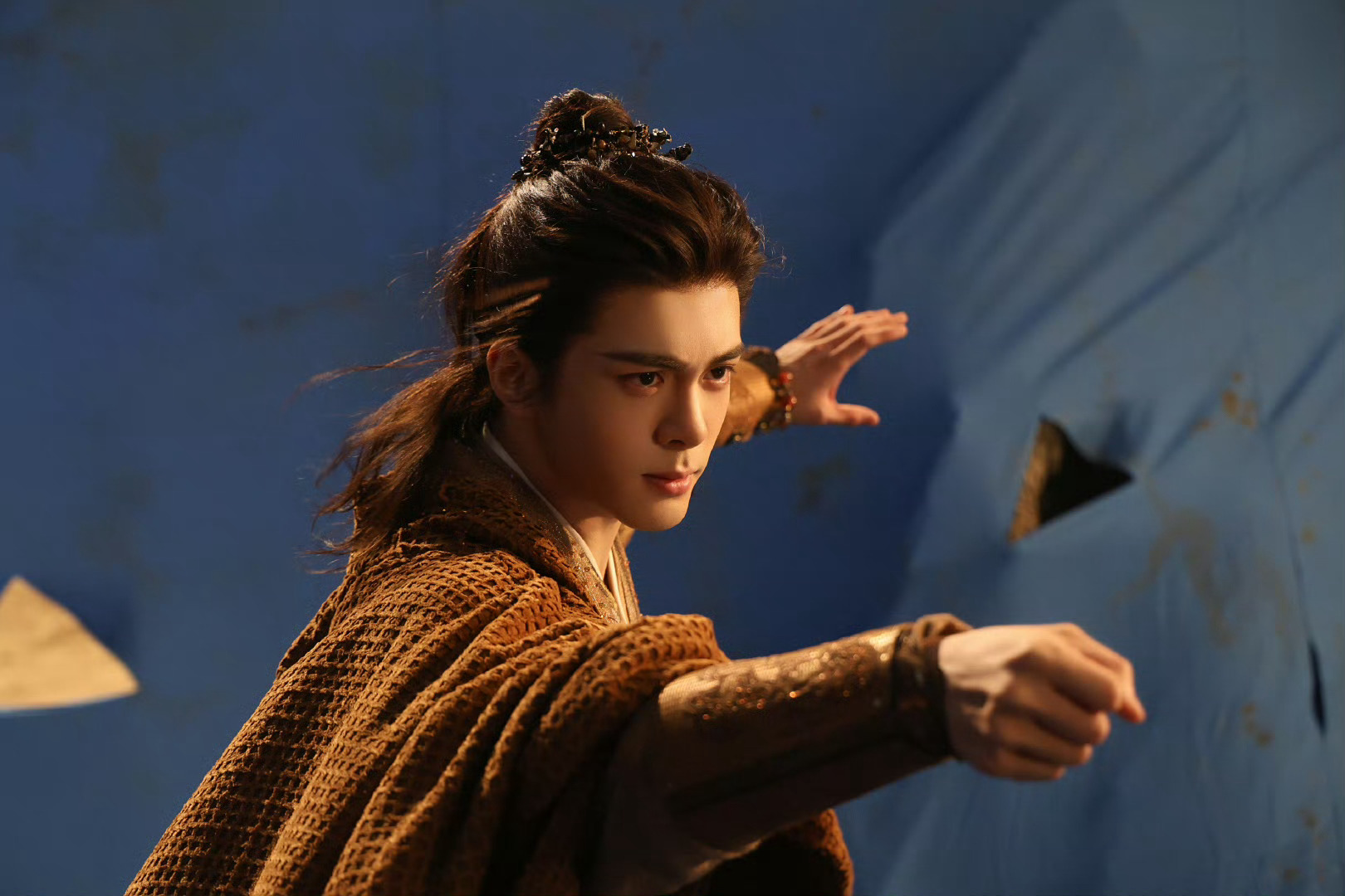 曾舜晞武拾光终于知道了真相曾舜晞好有代入感的哭戏武拾光终于知道真相了！被欺骗这么