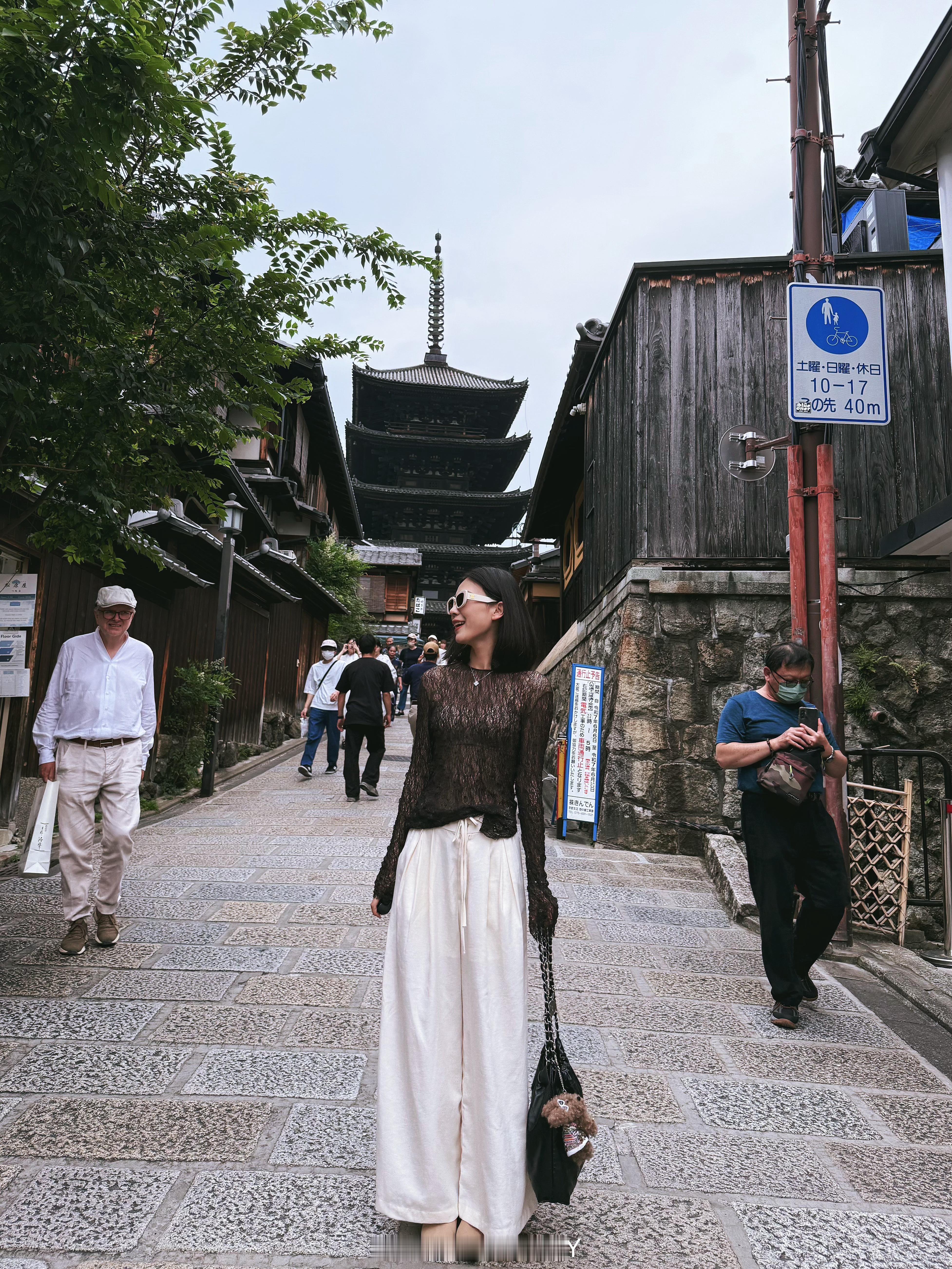 ：） Kyoto 🖤🩶九宫格都是我💭  ​​​