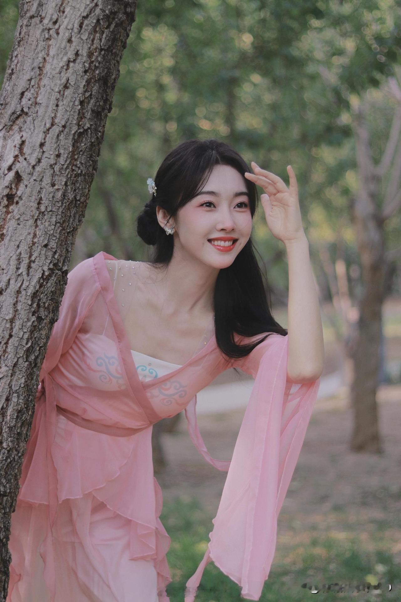 宣璐古风美照，甜到心坎上