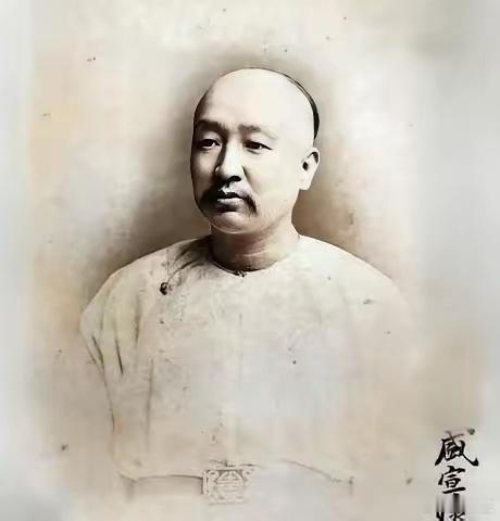 1916年，清末首富盛宣怀留下1300多万两白银的遗产，折合现在约100多亿元。