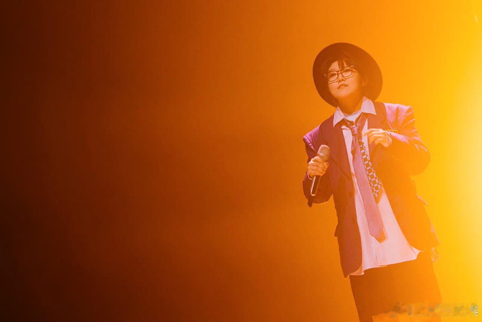 #她没能原谅她失去她的形状#这一首歌也是非常的治愈我们大家，虽然道路不是坦途，但