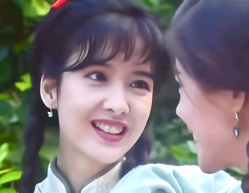周慧敏[超话]  还是一样萌🥹🥹​​​
