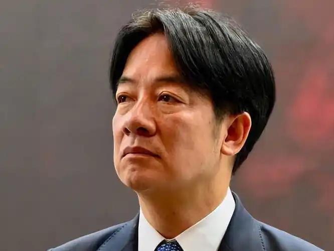 岛内爆毒油事件，赖清德埋的雷爆了，富豪资产加速外移，情况危险..
 
今年四月台