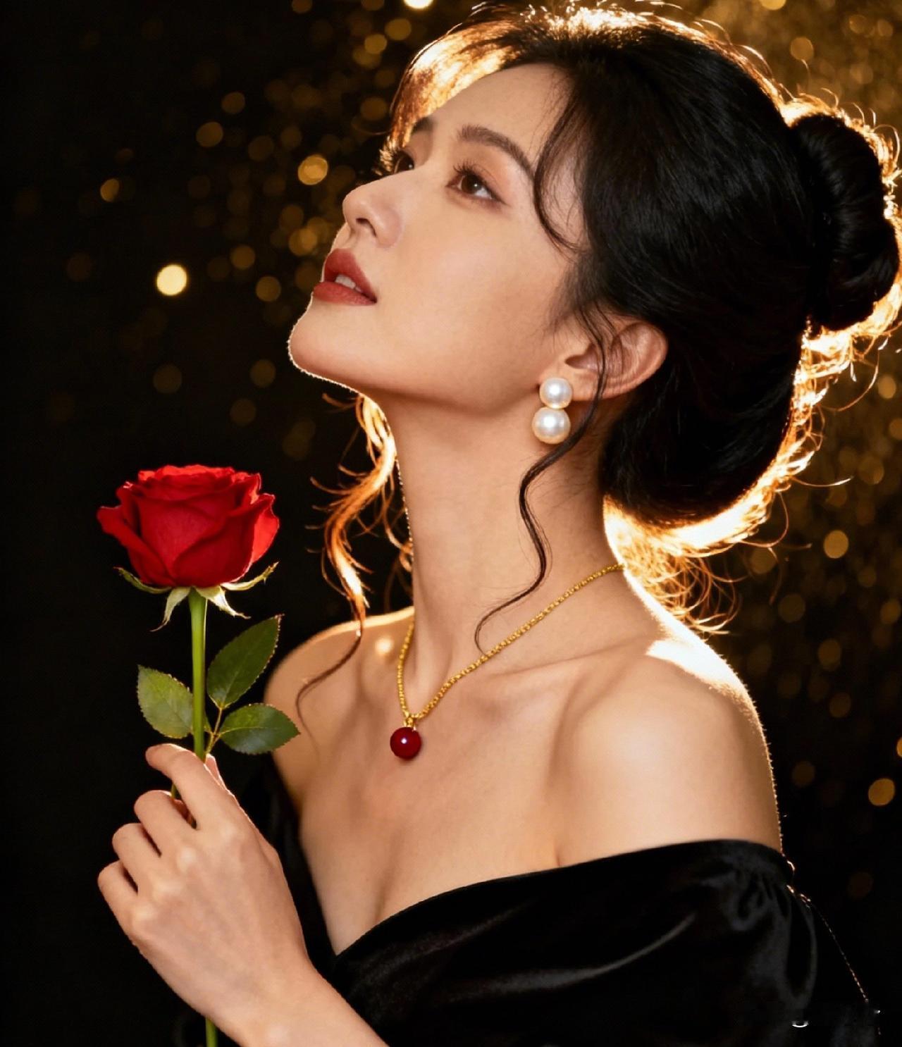 𓆝⸝⸝⸝ғɪɴᴇ

活着很容易  
活明白很难  
没人问就把你送来  
到时