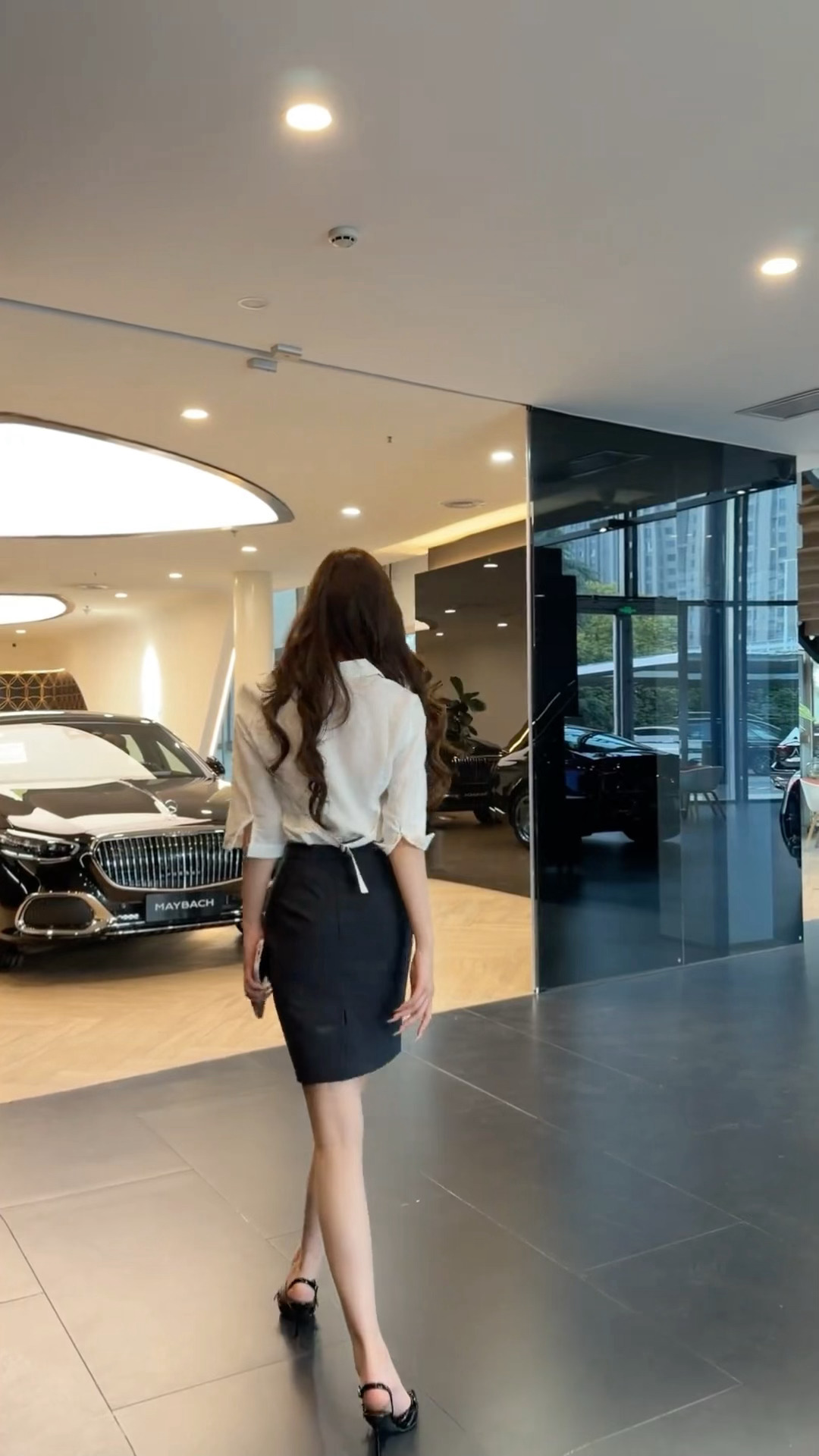 迈巴赫比普通S级卖的还要好 