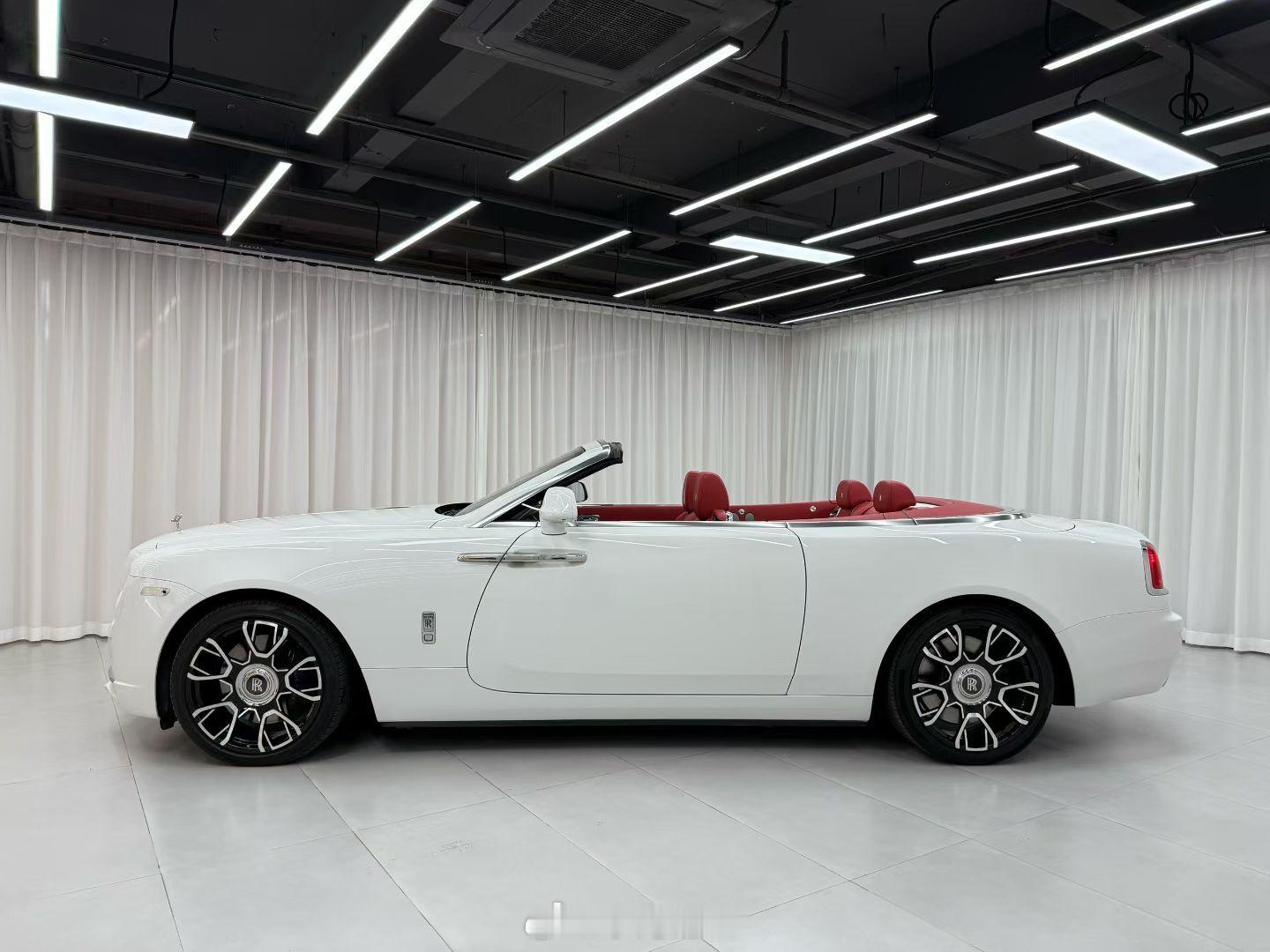 21年劳斯莱斯曜影 35000公里💰 