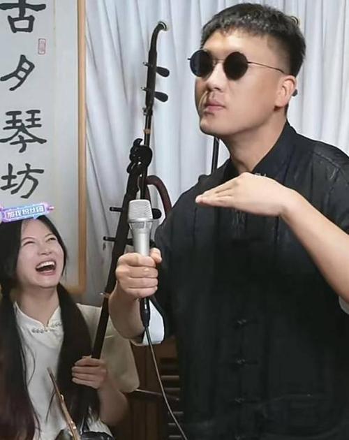 线上民乐五大门派第三篇｜逍遥破壁派，二胡打破民乐圈层壁垒
 
线上民乐五大门派