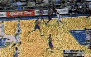 卡特的实战360度扣篮！真轻松！