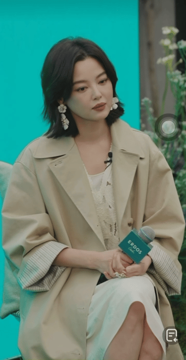 辛芷蕾说不做自己也做不成别人辛芷蕾不让别人替自己做选择辛芷蕾的人生态度太飒！不让