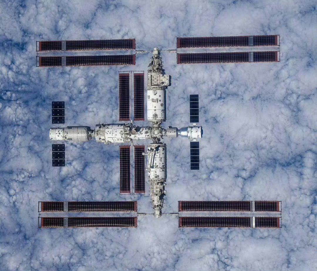 【中国载人航天工程首批外籍航天员选拔工作顺利完成】中国载人航天办公室消息，首批外