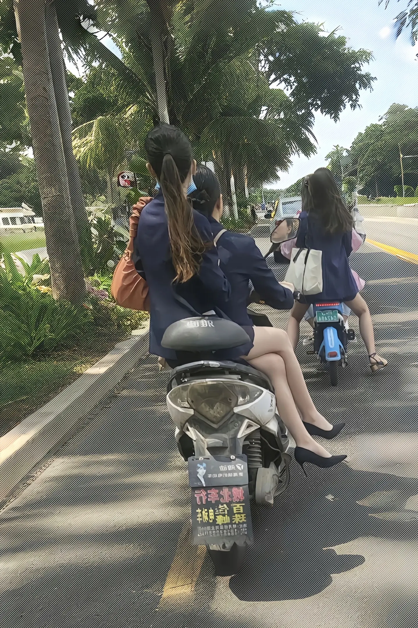 肉丝高跟鞋