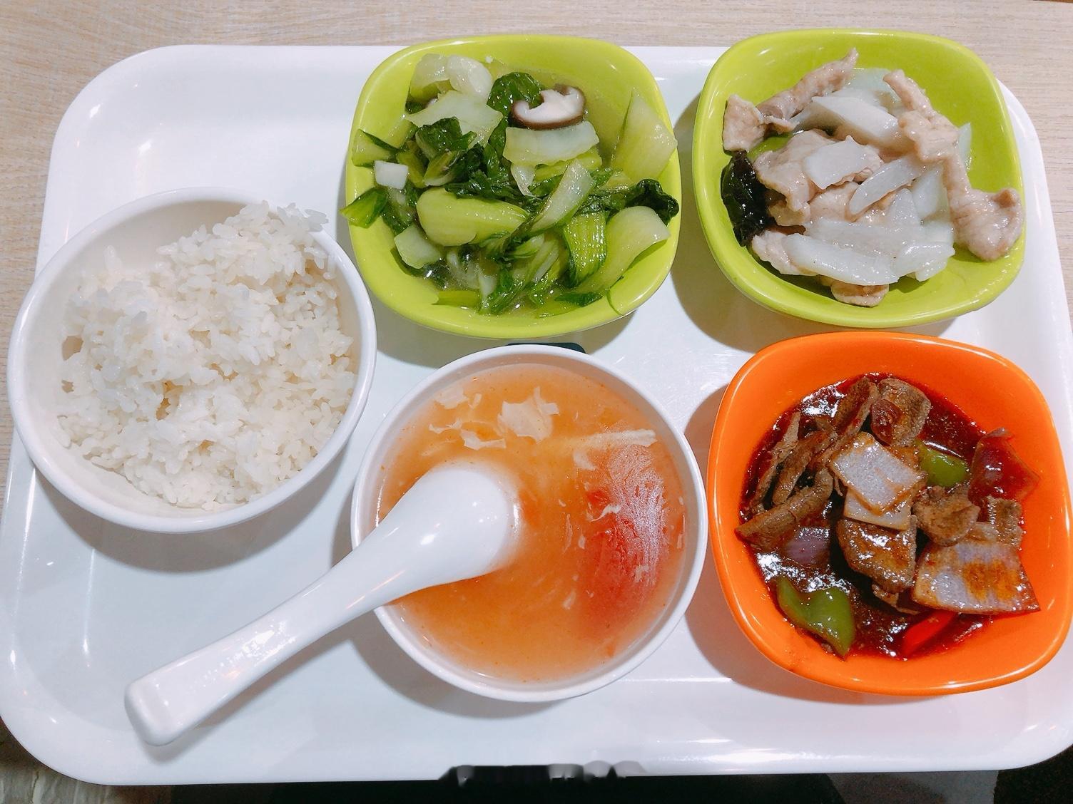 #霜降#后的15天吃睡这样做：1. 要早睡，滋养肝血。白天拍胆经，晚上推肝经，睡