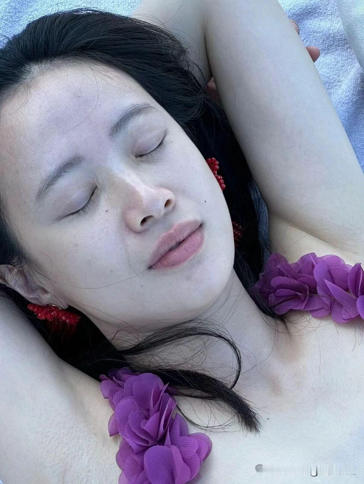 李梦
真是娱乐的清流
她的口碑一开始不是很好，可她塑造的角色，却是让人记忆深刻