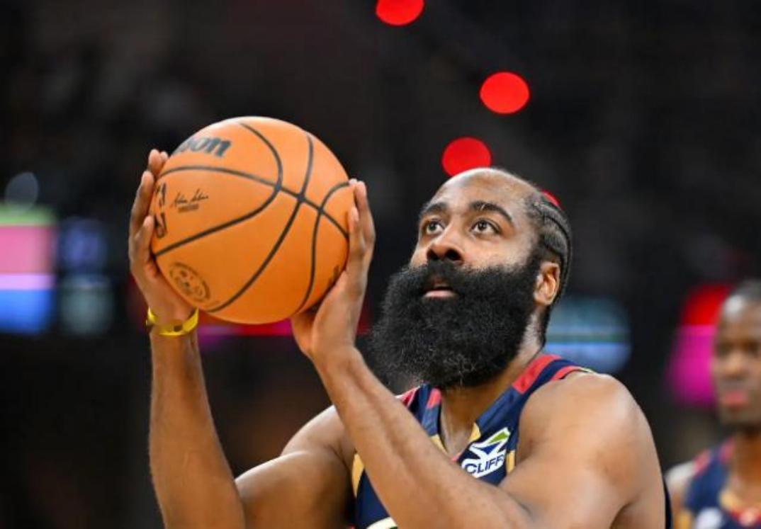 4月21日，NBA季后赛首轮G2，骑士以115比105击败猛龙，取得系列赛2比0