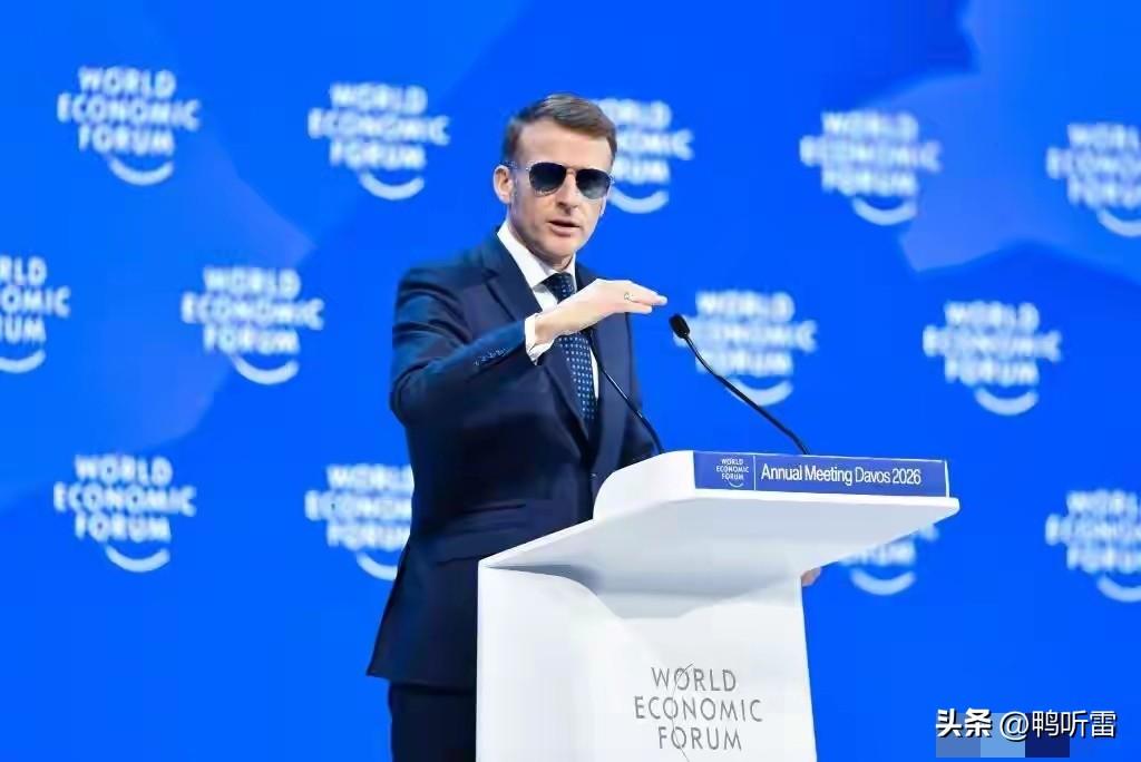 以色列现在应该老实了吧？法国戴高乐航母战斗群正部署在地中海区域，以色列的战斗机要